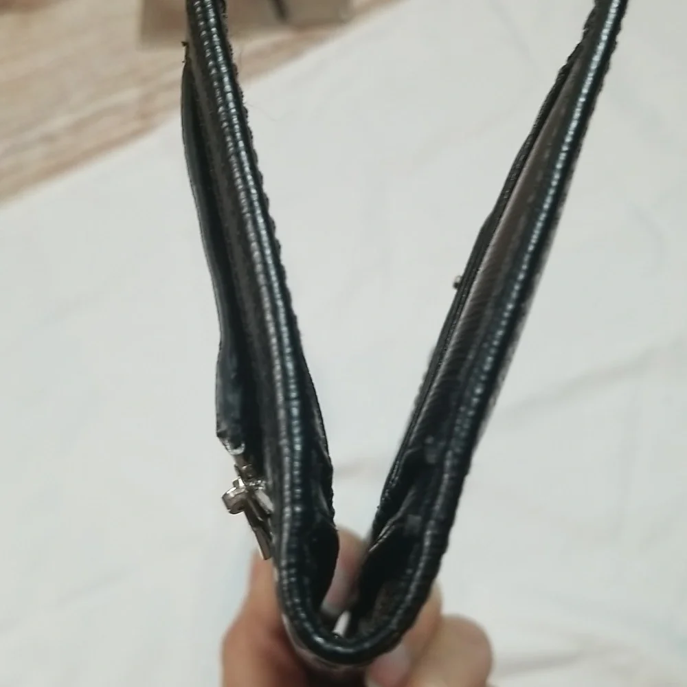 - Ralph Lauren Black Leather Sloan Street Textured Slim Long Carryall Wall… - Picture 8 of 8